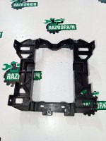 Audi / Q7 / Кронштейн