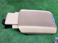 Porsche / Cayenne / Подлокотник