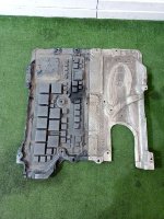 Mercedes-Benz / GLC 250d 4-matic / Защита днища кузова