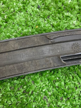 Porsche / Cayenne / Молдинг двери