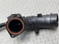 Audi / A7 / Патрубок интеркулера