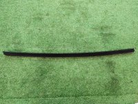 Audi / Q7 / Уплотнитель стекла двери