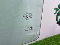 Porsche / Cayenne / Стекло двери