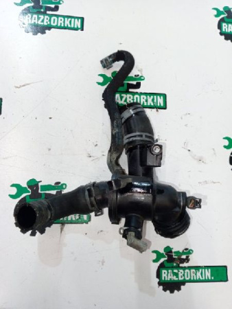 Mercedes-Benz / E-Class / Термостат