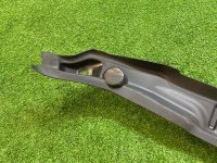 Audi / A6 / Пыльник крыла