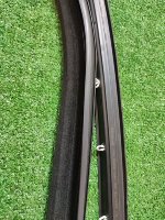 Volkswagen / Touareg / Направляющая стекла двери