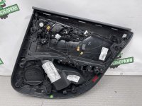 Audi / A4 / Обшивка двери