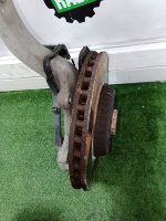 Mercedes-Benz / GLC 250d 4-matic / Кулак поворотный