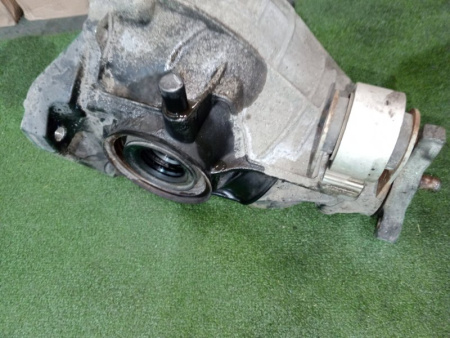 Mercedes-Benz / GLC 250d 4-matic / Редуктор задний