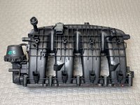 Audi / A6 / Коллектор впускной