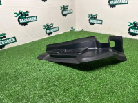 BMW / X5 / Водосток крышки багажника