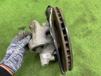 Audi / Q8 / Кулак поворотный