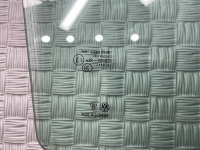 Porsche / Cayenne / Стекло двери