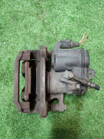 Audi / A5 / Суппорт тормозной