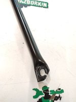 BMW / X1 / Распорка кузова