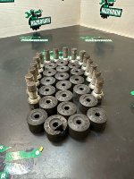 Volkswagen / Golf / Болт колесный