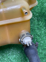 Mercedes-Benz / 190e / Бачок расширительный