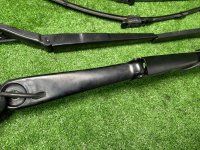 BMW / 3-Series / Поводок дворников