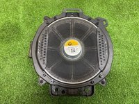 BMW / X5 / Сабвуфер