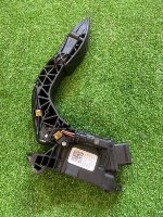 Audi / A6 / Педаль газа