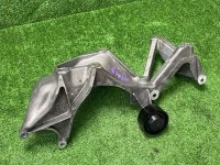 Volkswagen / Touareg / Кронштейн генератора