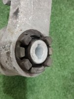 BMW / X1 / Кронштейн редуктора