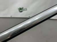 Volkswagen / Touareg / Молдинг стекла