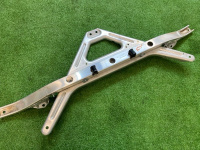 Audi / Q7 / Распорка кузова