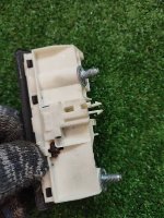 Volkswagen / Tiguan / Кнопка открытия багажника