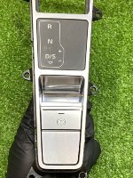 Audi / A6 / Кнопка стояночного тормоза