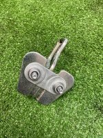 BMW / X1 / Петля замка багажника