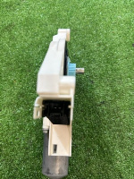 Volkswagen / Touareg / Мотор стеклоподъемника Volkswagen / Touareg / Мотор стеклоподъемника