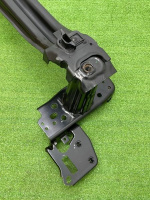 Volkswagen / Touareg / Усилитель бампера