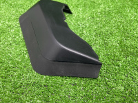 Audi / Q8 / Накладка фонаря