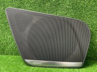 Audi / A6 / Накладка динамика