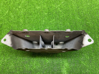 BMW / X5 / Кронштейн