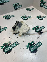 Audi / Q7 / Замок двери