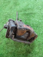 Audi / A5 / Суппорт тормозной