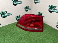 Volkswagen / Touareg / Фонарь задний
