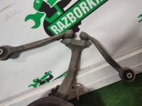 Audi / Q5 / Кулак поворотный