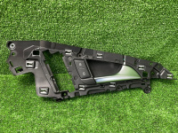 Audi / A6 / Ручка двери внутренняя