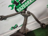 Audi / Q5 / Кулак поворотный