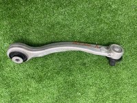 Audi / A6 / Рычаг подвески верхний