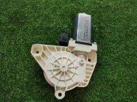 Audi / Q5 / Мотор стеклоподъемника