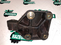 Volvo / S60 / Кронштейн полуоси