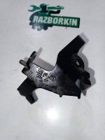 Volkswagen / Touareg / Кронштейн Volkswagen / Touareg / Кронштейн