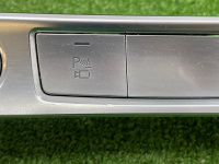 Audi / A6 / Блок кнопок