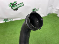 Audi / A4 / Патрубок интеркулера