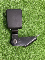 Audi / A6 / Замок ремня безопасности