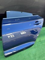 Audi / S5 / Дверь боковая